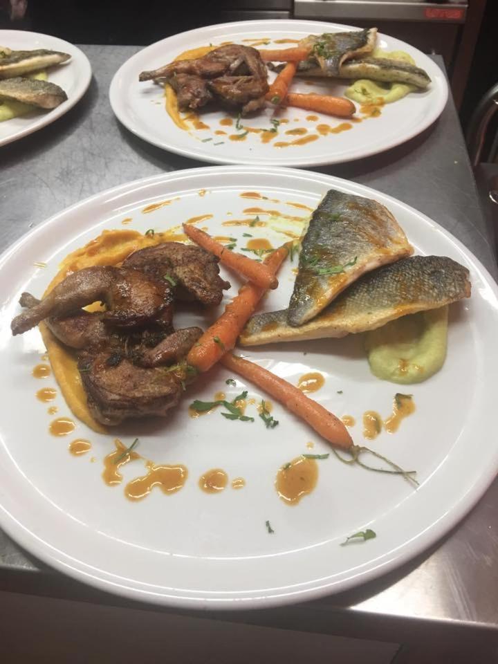 Hotel La Bastide 히에레 외부 사진
